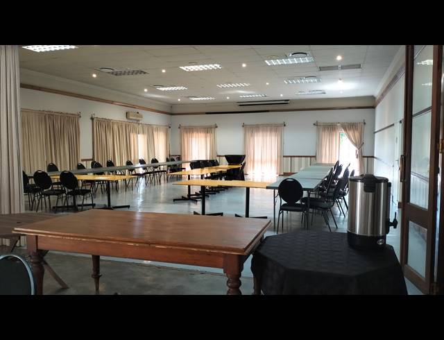 985M² GUESTHOUSE FOR SALE IN EQUESTRIA